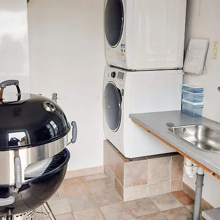 4 Star In בית נופש *